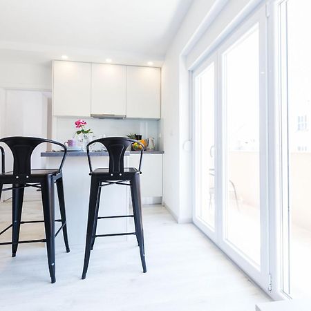2Sis 2 Apartments Zadar Rum bild