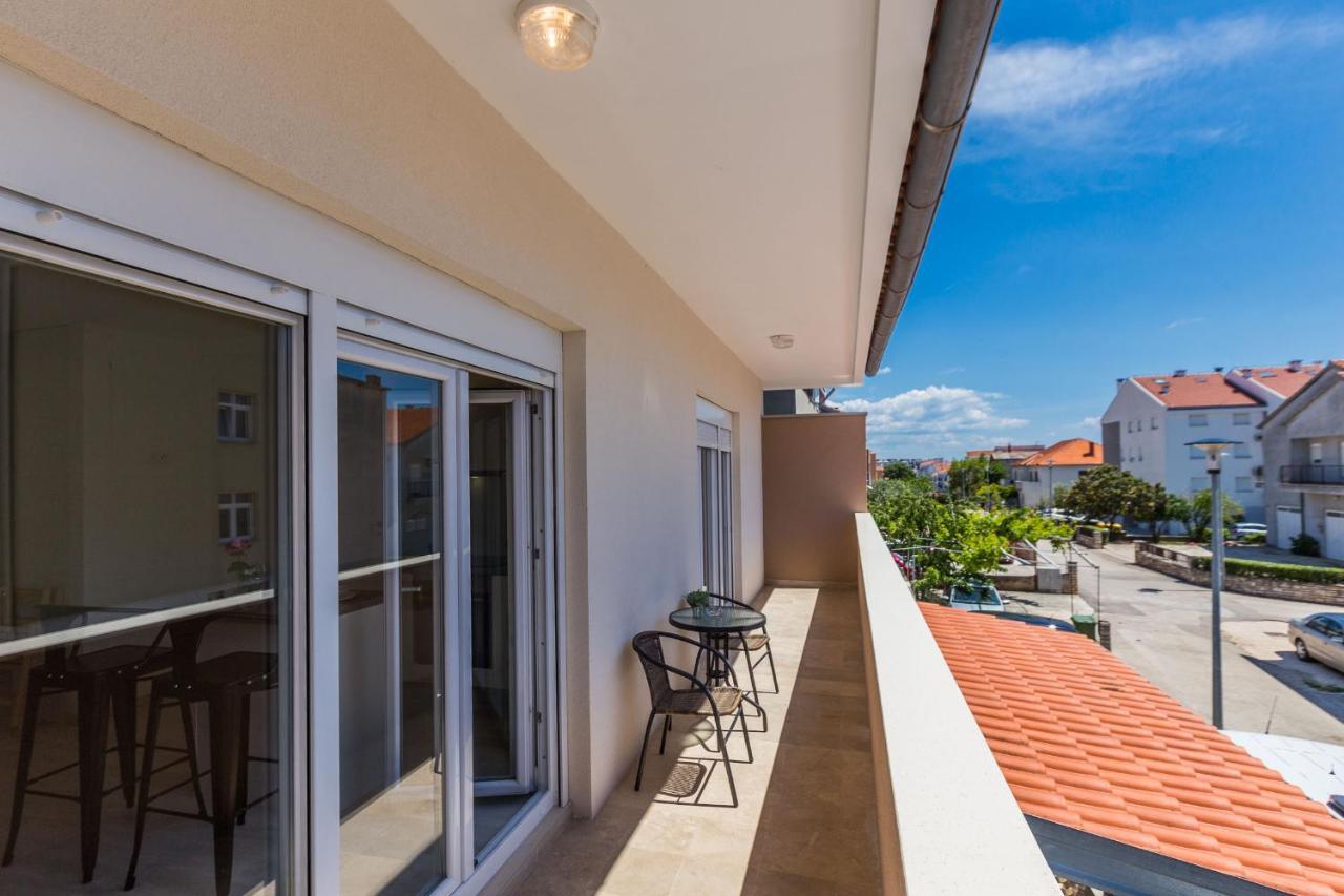 2Sis 2 Apartments Zadar Rum bild