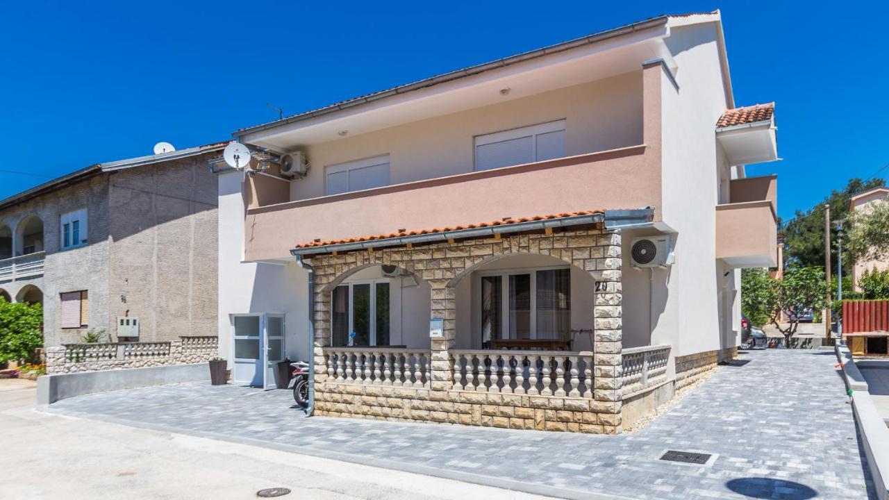 2Sis 2 Apartments Zadar Exteriör bild